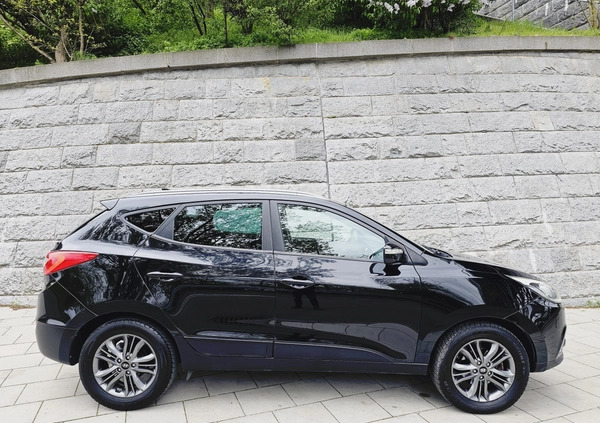 Hyundai ix35 cena 49700 przebieg: 237197, rok produkcji 2015 z Golina małe 781